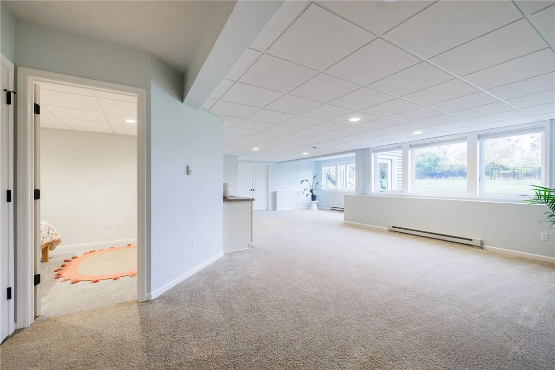 3950 Rileys Run, Canandaigua Town, New York 14424, Canandaigua Town, New York 14424, 4 Bedrooms Bedrooms, 7 Rooms Rooms,3 BathroomsBathrooms,Residential,For Sale,3950 Rileys Run, Canandaigua Town, New York 14424,0,R1643216