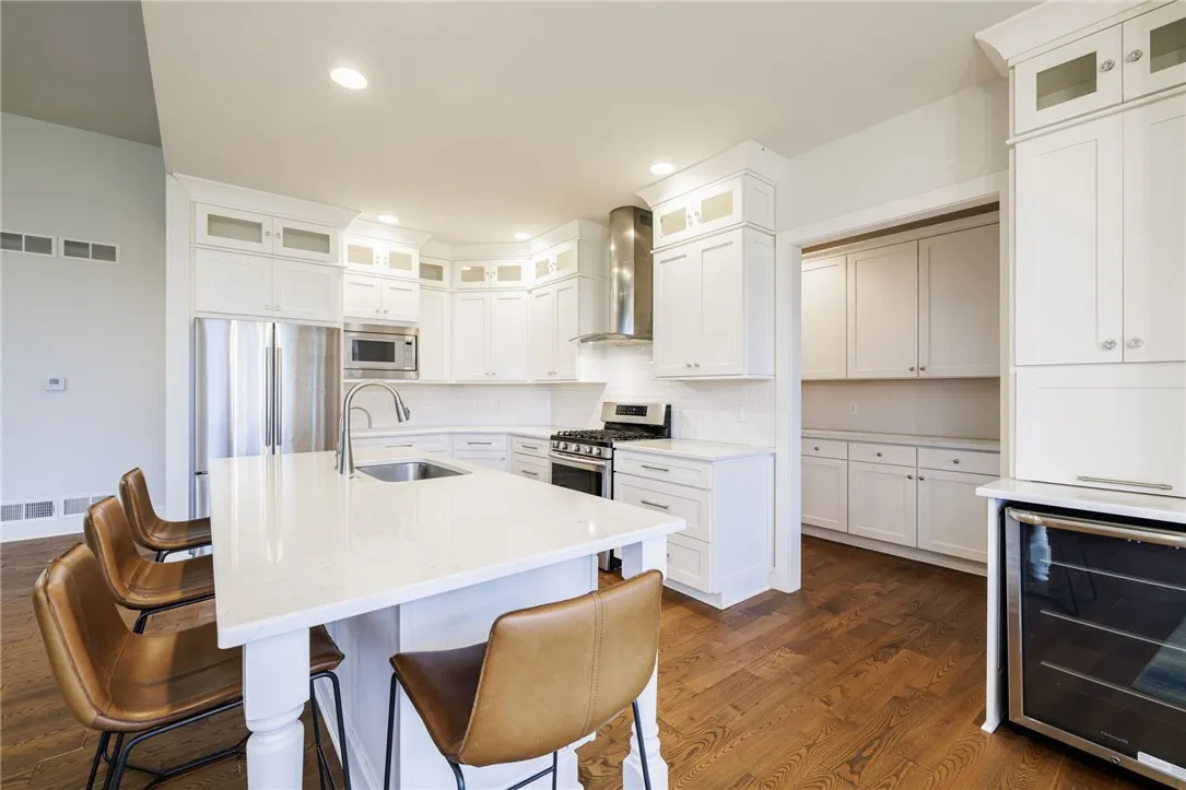 3950 Rileys Run, Canandaigua Town, New York 14424, Canandaigua Town, New York 14424, 4 Bedrooms Bedrooms, 7 Rooms Rooms,3 BathroomsBathrooms,Residential,For Sale,3950 Rileys Run, Canandaigua Town, New York 14424,0,R1643216