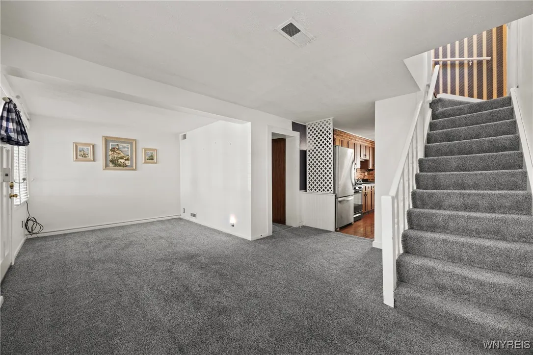 412 Hamilton Boulevard, Tonawanda, New York 14217, Tonawanda, New York 14217, 3 Bedrooms Bedrooms, 6 Rooms Rooms,1 BathroomBathrooms,Residential,For Sale,412 Hamilton Boulevard, Tonawanda, New York 14217,0,B1643148