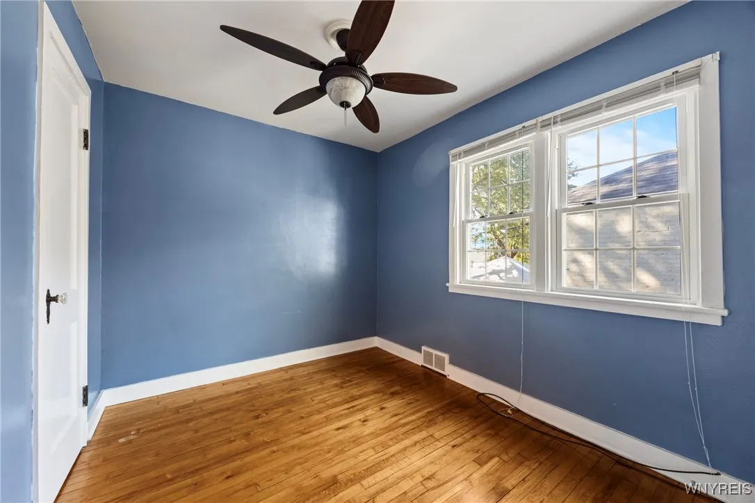 412 Hamilton Boulevard, Tonawanda, New York 14217, Tonawanda, New York 14217, 3 Bedrooms Bedrooms, 6 Rooms Rooms,1 BathroomBathrooms,Residential,For Sale,412 Hamilton Boulevard, Tonawanda, New York 14217,0,B1643148