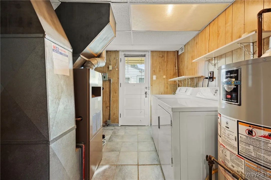 412 Hamilton Boulevard, Tonawanda, New York 14217, Tonawanda, New York 14217, 3 Bedrooms Bedrooms, 6 Rooms Rooms,1 BathroomBathrooms,Residential,For Sale,412 Hamilton Boulevard, Tonawanda, New York 14217,0,B1643148