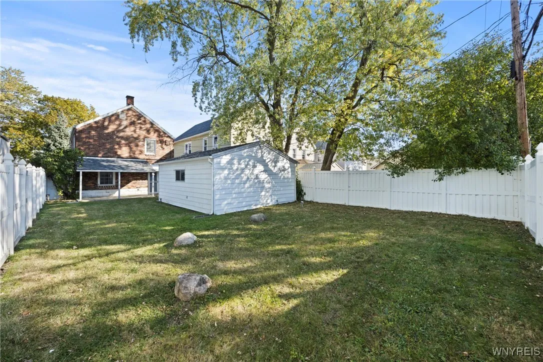 412 Hamilton Boulevard, Tonawanda, New York 14217, Tonawanda, New York 14217, 3 Bedrooms Bedrooms, 6 Rooms Rooms,1 BathroomBathrooms,Residential,For Sale,412 Hamilton Boulevard, Tonawanda, New York 14217,0,B1643148