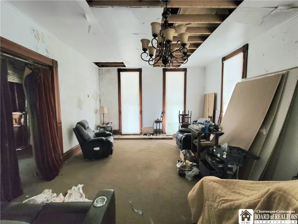 52 Lakeview Avenue, Jamestown, New York 14701, Jamestown, New York 14701, 5 Bedrooms Bedrooms, 12 Rooms Rooms,1 BathroomBathrooms,Residential,For Sale,52 Lakeview Avenue, Jamestown, New York 14701,0,R1643249