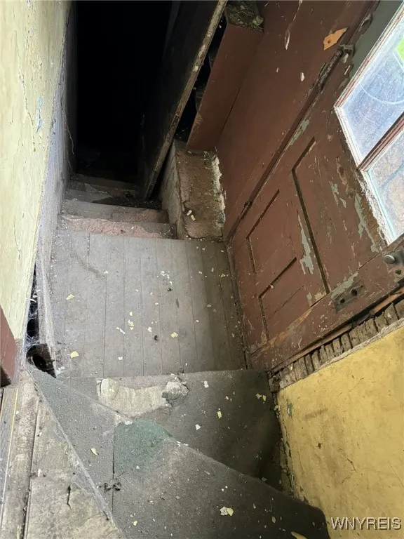1867 Pierce Avenue, Niagara Falls, New York 14301, Niagara Falls, New York 14301, 7 Bedrooms Bedrooms, 10 Rooms Rooms,2 BathroomsBathrooms,Residential,For Sale,1867 Pierce Avenue, Niagara Falls, New York 14301,0,B1638667