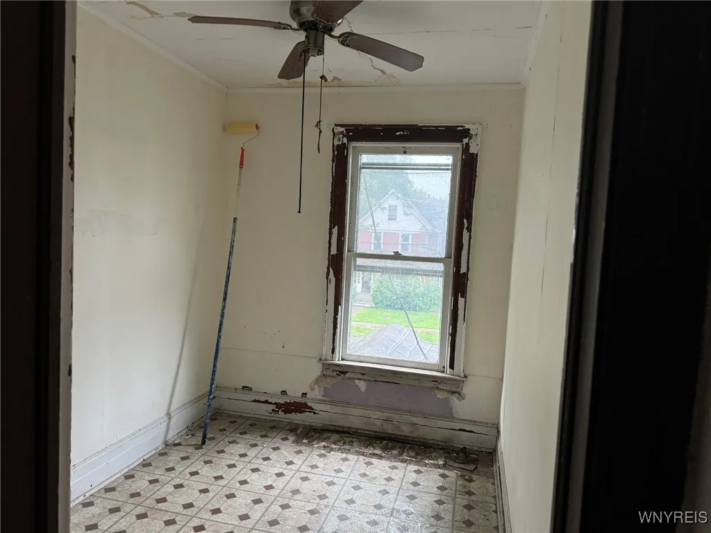 1867 Pierce Avenue, Niagara Falls, New York 14301, Niagara Falls, New York 14301, 7 Bedrooms Bedrooms, 10 Rooms Rooms,2 BathroomsBathrooms,Residential,For Sale,1867 Pierce Avenue, Niagara Falls, New York 14301,0,B1638667