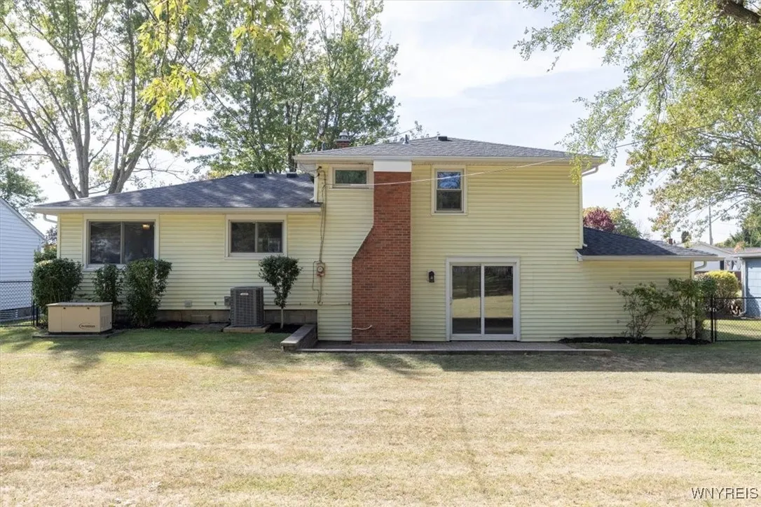 1509 Jamaica, North Tonawanda, New York 14120, North Tonawanda, New York 14120, 3 Bedrooms Bedrooms, 8 Rooms Rooms,1 BathroomBathrooms,Residential,For Sale,1509 Jamaica, North Tonawanda, New York 14120,0,B1642235