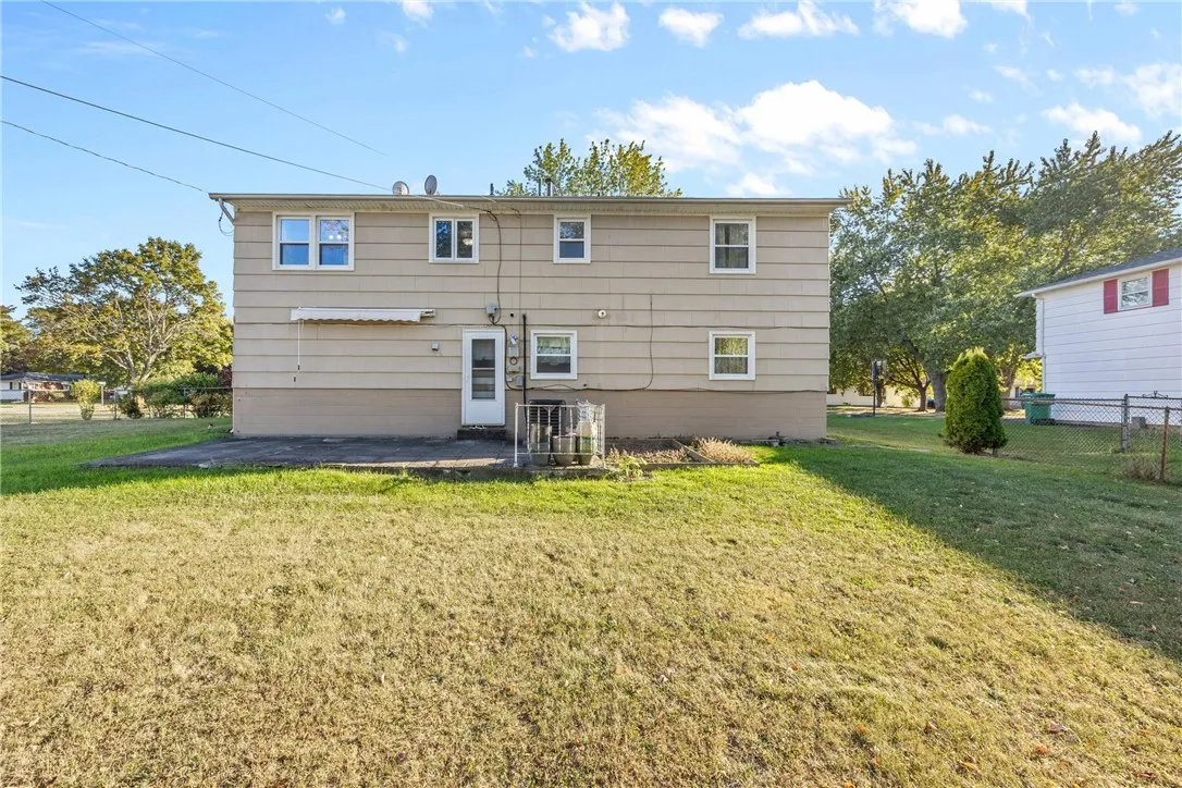 43 Gemini Circle, Gates, New York 14606, Gates, New York 14606, 3 Bedrooms Bedrooms, 9 Rooms Rooms,2 BathroomsBathrooms,Residential,For Sale,43 Gemini Circle, Gates, New York 14606,0,R1642785