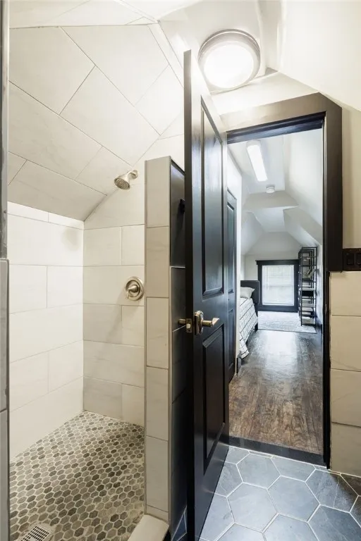 attic full bath