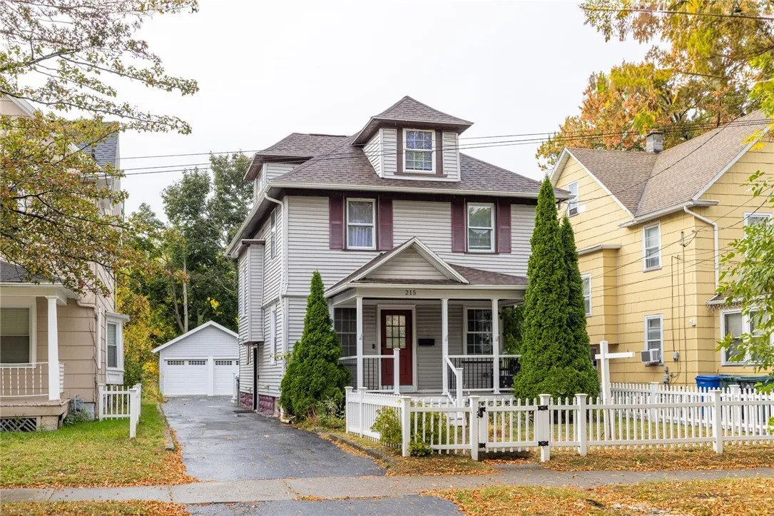 215 Lincoln Avenue, Rochester, New York 14611, Rochester, New York 14611, 4 Bedrooms Bedrooms, 9 Rooms Rooms,3 BathroomsBathrooms,Residential,For Sale,215 Lincoln Avenue, Rochester, New York 14611,0,R1642830