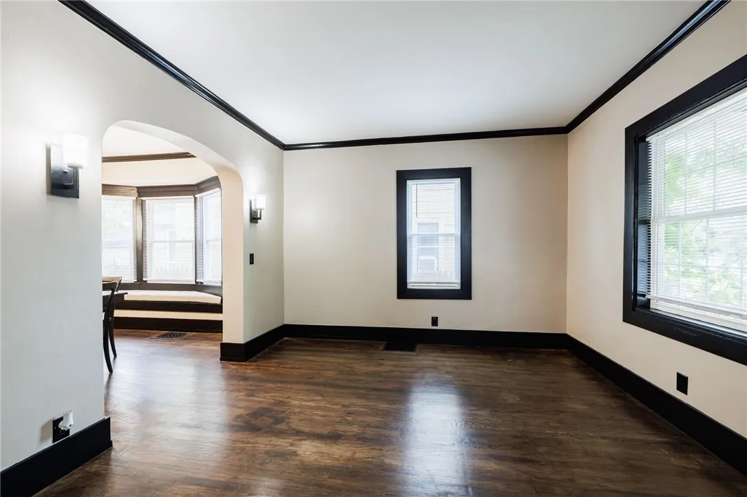 215 Lincoln Avenue, Rochester, New York 14611, Rochester, New York 14611, 4 Bedrooms Bedrooms, 9 Rooms Rooms,3 BathroomsBathrooms,Residential,For Sale,215 Lincoln Avenue, Rochester, New York 14611,0,R1642830