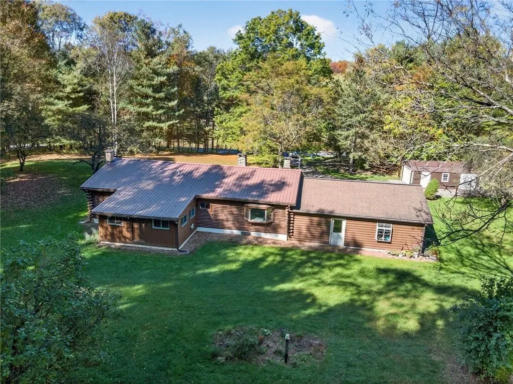 297 Creek Rd, Lansing, New York 13092, Lansing, New York 13092, 2 Bedrooms Bedrooms, 5 Rooms Rooms,1 BathroomBathrooms,Residential,For Sale,297 Creek Rd, Lansing, New York 13092,0,R1643332