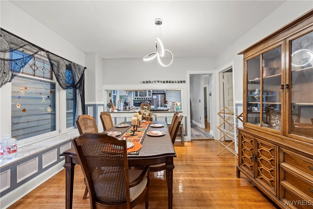 637 West Delavan Avenue S, Buffalo, New York 14222, Buffalo, New York 14222, 6 Bedrooms Bedrooms, ,2 BathroomsBathrooms,Residential,For Sale,637 West Delavan Avenue S, Buffalo, New York 14222,0,B1641227