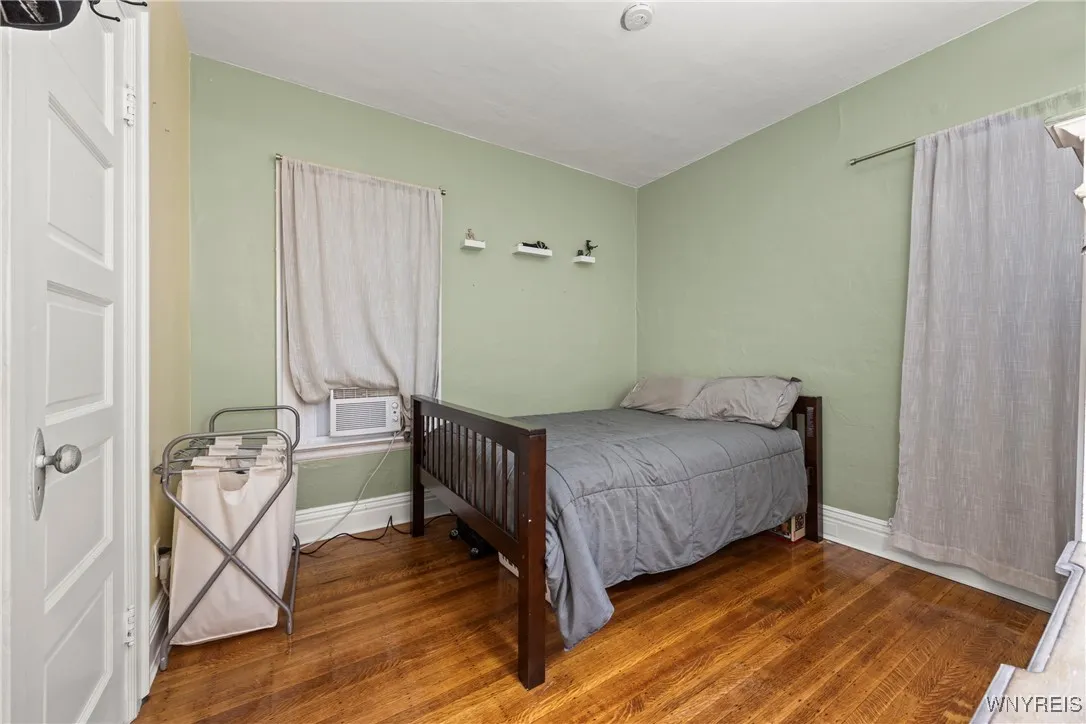 637 West Delavan Avenue S, Buffalo, New York 14222, Buffalo, New York 14222, 6 Bedrooms Bedrooms, ,2 BathroomsBathrooms,Residential,For Sale,637 West Delavan Avenue S, Buffalo, New York 14222,0,B1641227