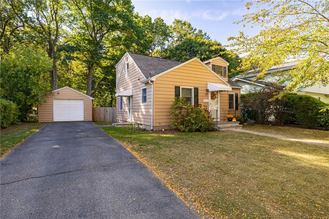 171 Burley Road, Rochester, New York 14612, Rochester, New York 14612, 3 Bedrooms Bedrooms, 7 Rooms Rooms,2 BathroomsBathrooms,Residential,Closed,171 Burley Road, Rochester, New York 14612,0,R1643147