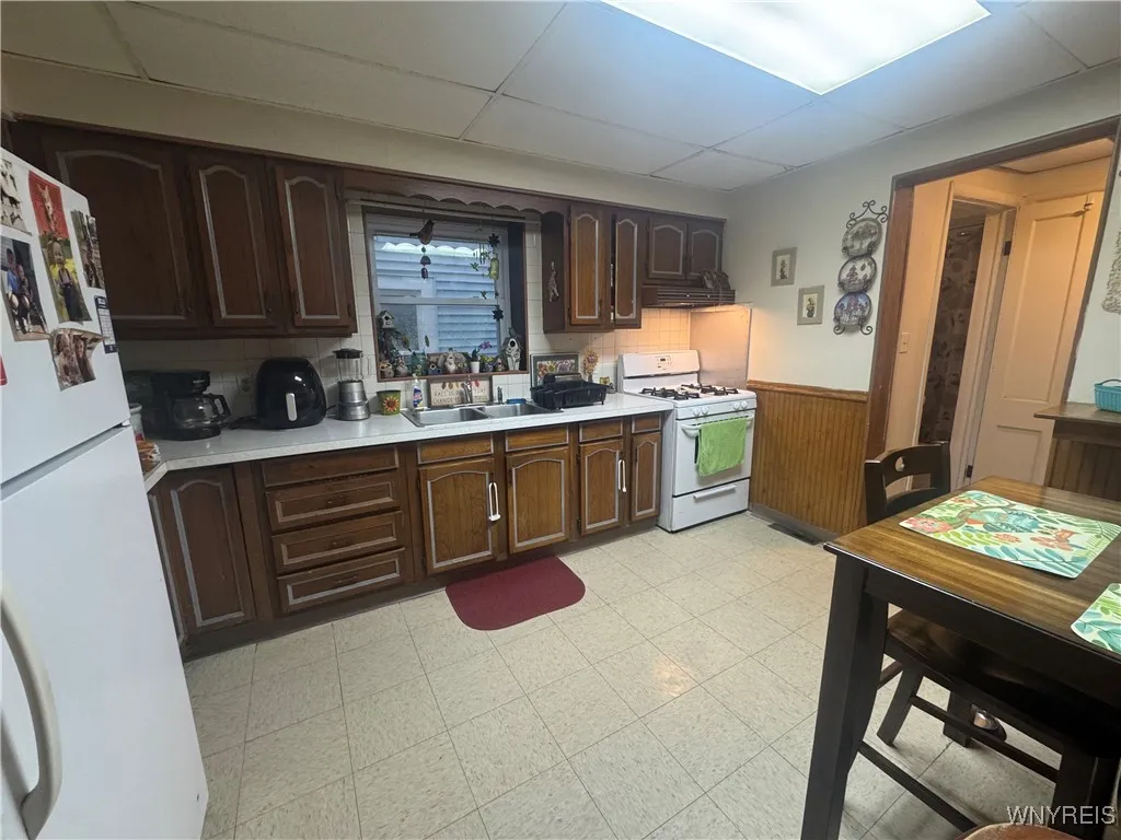 Lower Kitchen
