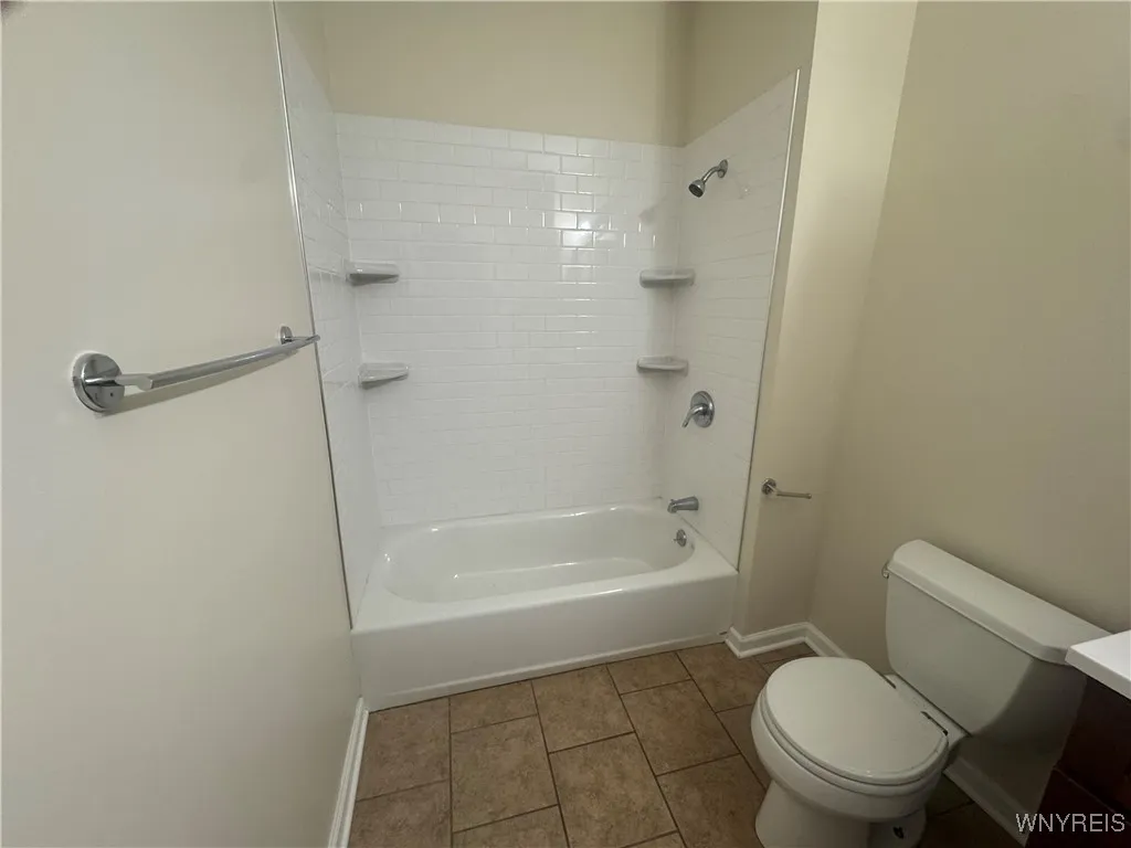 Upper Bathroom