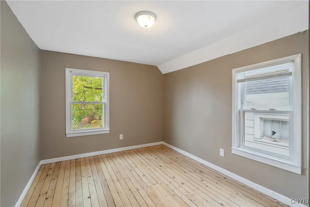 209 Boyden Street, Syracuse, New York 13203, Syracuse, New York 13203, 3 Bedrooms Bedrooms, 9 Rooms Rooms,1 BathroomBathrooms,Residential,For Sale,209 Boyden Street, Syracuse, New York 13203,0,S1643489