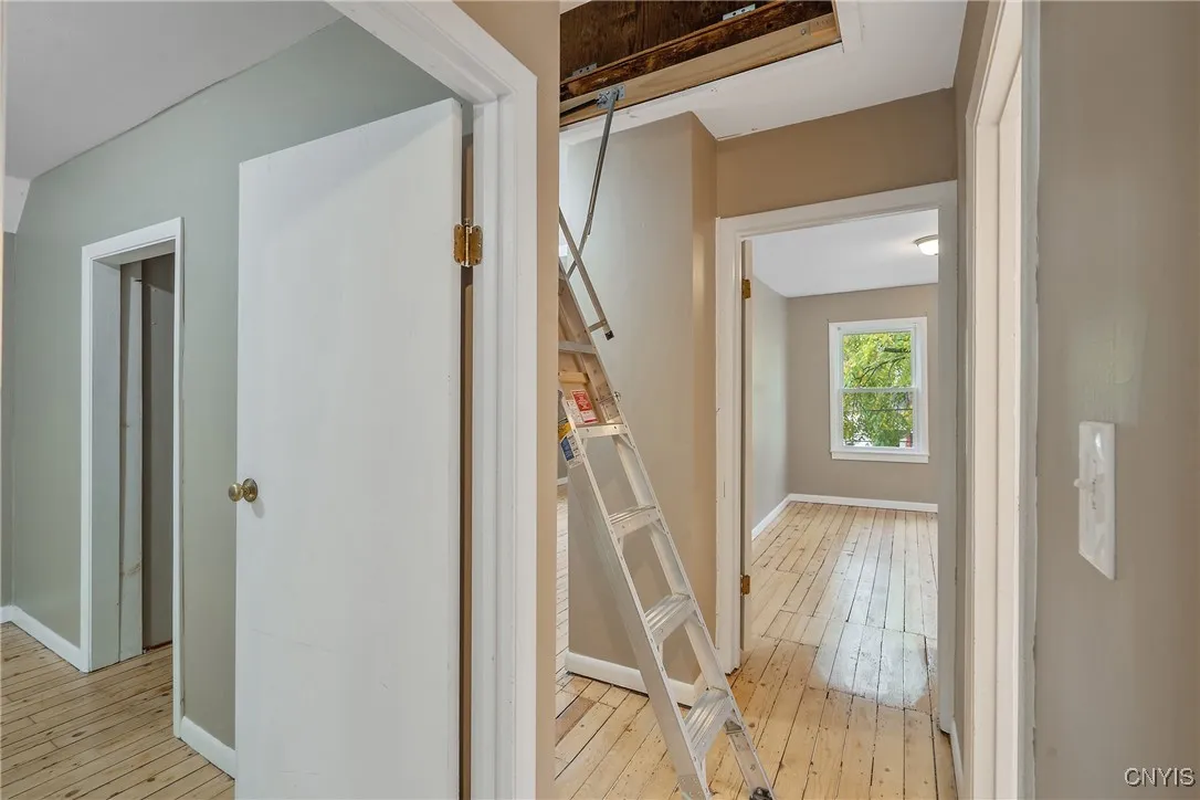 209 Boyden Street, Syracuse, New York 13203, Syracuse, New York 13203, 3 Bedrooms Bedrooms, 9 Rooms Rooms,1 BathroomBathrooms,Residential,For Sale,209 Boyden Street, Syracuse, New York 13203,0,S1643489