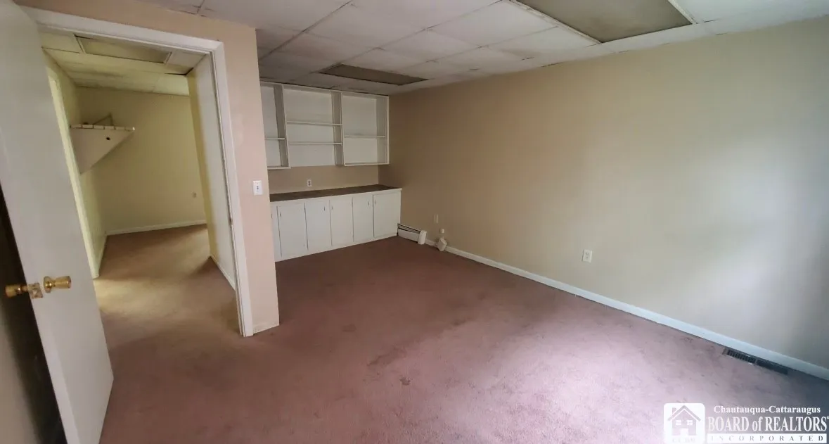 209 East 6th Street, Jamestown, New York 14701, Jamestown, New York 14701, 6 Bedrooms Bedrooms, ,3 BathroomsBathrooms,Residential,For Sale,209 East 6th Street, Jamestown, New York 14701,0,R1643498