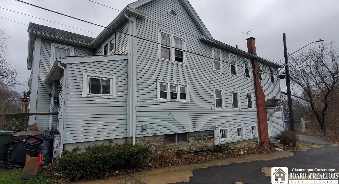 209 East 6th Street, Jamestown, New York 14701, Jamestown, New York 14701, 6 Bedrooms Bedrooms, ,3 BathroomsBathrooms,Residential,For Sale,209 East 6th Street, Jamestown, New York 14701,0,R1643498