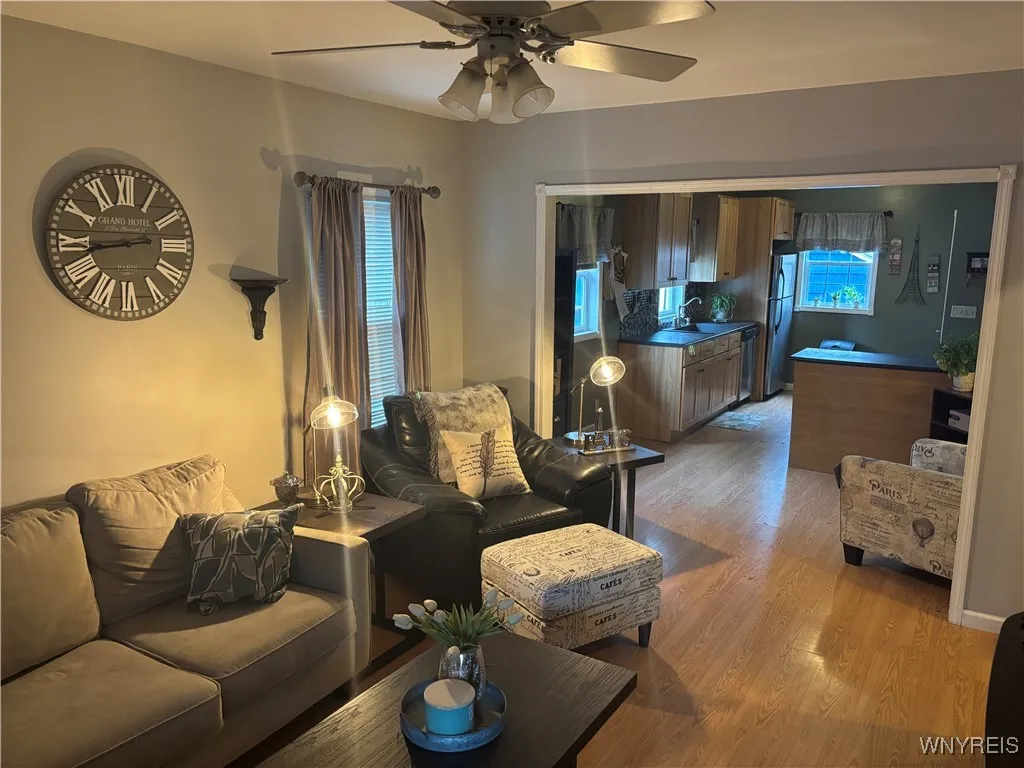 41 Charlotte Street, Lockport City, New York 14094, Lockport City, New York 14094, 2 Bedrooms Bedrooms, 4 Rooms Rooms,1 BathroomBathrooms,Residential,For Sale,41 Charlotte Street, Lockport City, New York 14094,0,B1643497