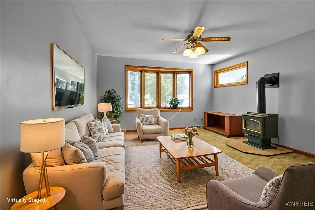 39 Emerald Drive, West Seneca, New York 14224, West Seneca, New York 14224, 2 Bedrooms Bedrooms, 6 Rooms Rooms,1 BathroomBathrooms,Residential,For Sale,39 Emerald Drive, West Seneca, New York 14224,0,B1643268