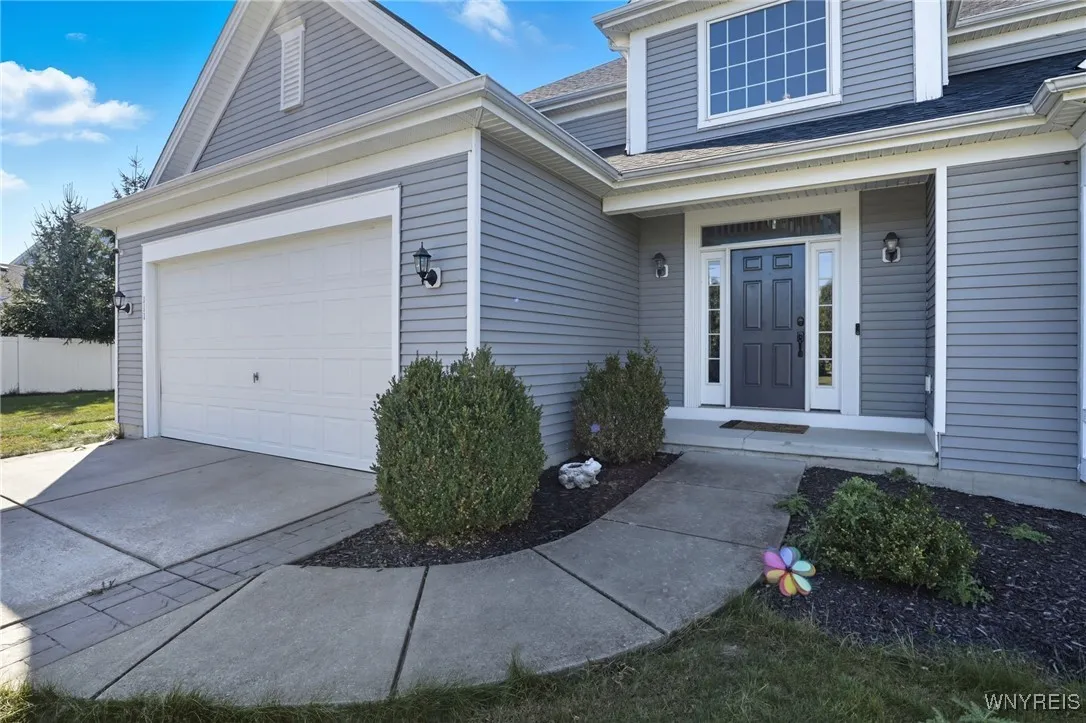 111 Caldwell Drive, West Seneca, New York 14224, West Seneca, New York 14224, 4 Bedrooms Bedrooms, 10 Rooms Rooms,2 BathroomsBathrooms,Residential,For Sale,111 Caldwell Drive, West Seneca, New York 14224,0,B1641637