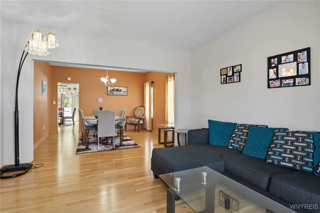 111 Caldwell Drive, West Seneca, New York 14224, West Seneca, New York 14224, 4 Bedrooms Bedrooms, 10 Rooms Rooms,2 BathroomsBathrooms,Residential,For Sale,111 Caldwell Drive, West Seneca, New York 14224,0,B1641637