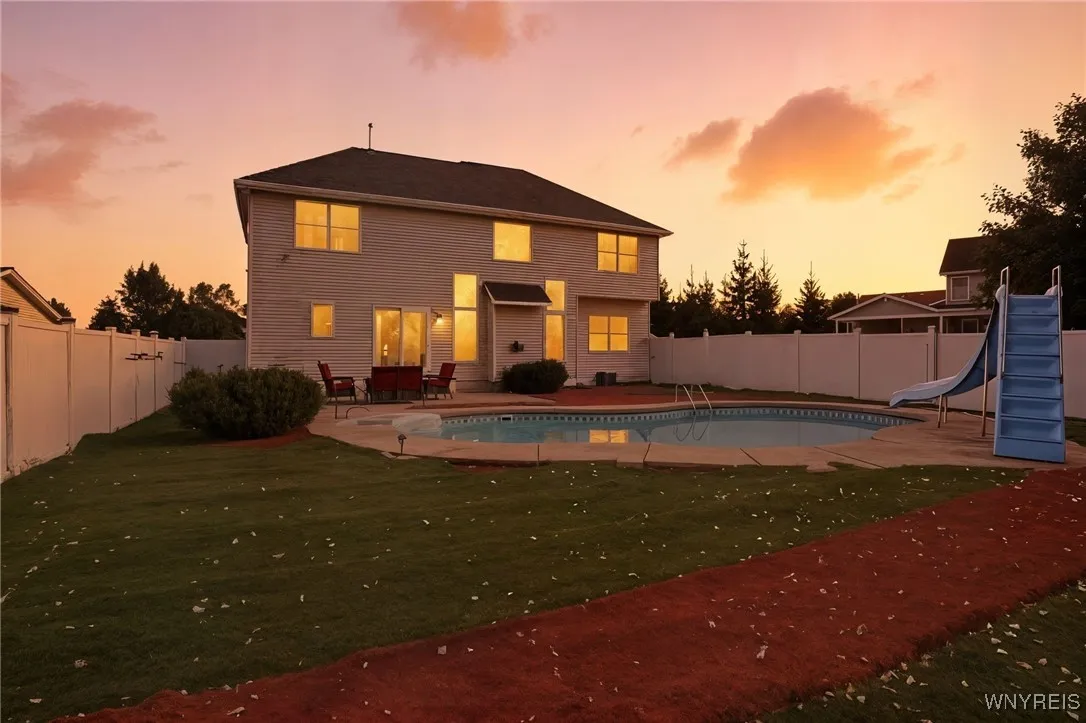 111 Caldwell Drive, West Seneca, New York 14224, West Seneca, New York 14224, 4 Bedrooms Bedrooms, 10 Rooms Rooms,2 BathroomsBathrooms,Residential,For Sale,111 Caldwell Drive, West Seneca, New York 14224,0,B1641637