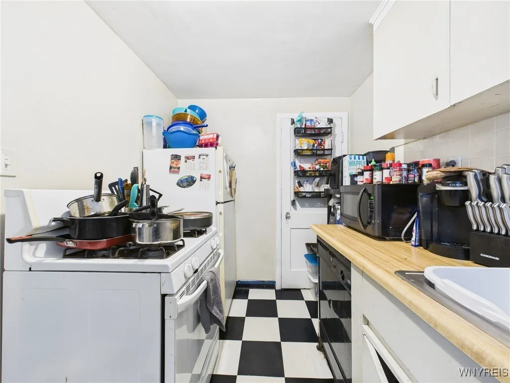 508 Linden Avenue, Buffalo, New York 14216, Buffalo, New York 14216, 4 Bedrooms Bedrooms, ,2 BathroomsBathrooms,Residential,For Sale,508 Linden Avenue, Buffalo, New York 14216,0,B1643155