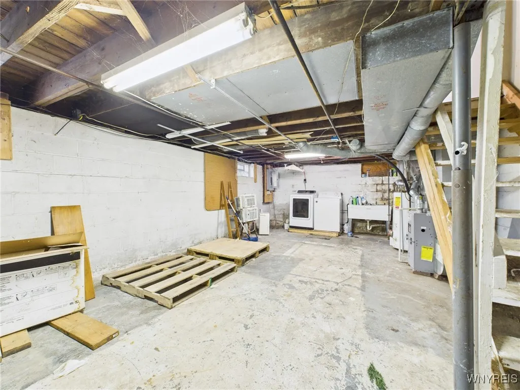 508 Linden Avenue, Buffalo, New York 14216, Buffalo, New York 14216, 4 Bedrooms Bedrooms, ,2 BathroomsBathrooms,Residential,For Sale,508 Linden Avenue, Buffalo, New York 14216,0,B1643155