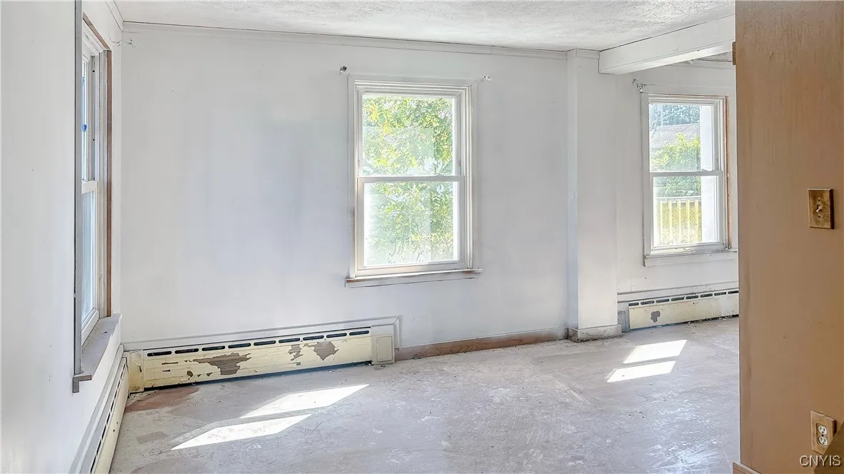 122 Lyndale Drive, Rome, New York 13440, Rome, New York 13440, 3 Bedrooms Bedrooms, 7 Rooms Rooms,2 BathroomsBathrooms,Residential,Closed,122 Lyndale Drive, Rome, New York 13440,0,S1643356