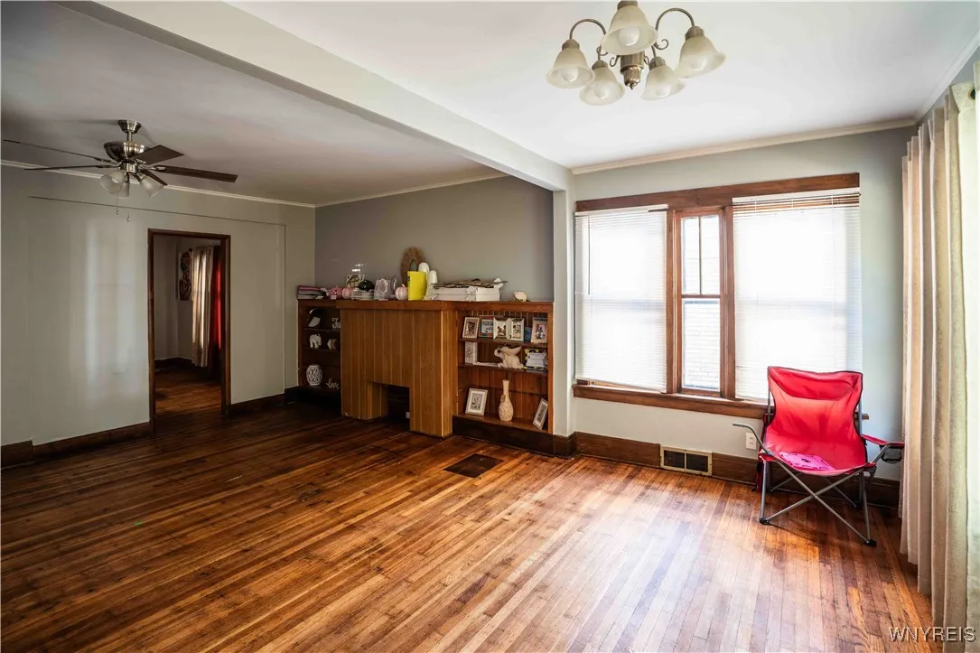255 Lisbon Avenue, Buffalo, New York 14215, Buffalo, New York 14215, 6 Bedrooms Bedrooms, ,2 BathroomsBathrooms,Residential,For Sale,255 Lisbon Avenue, Buffalo, New York 14215,0,B1643183