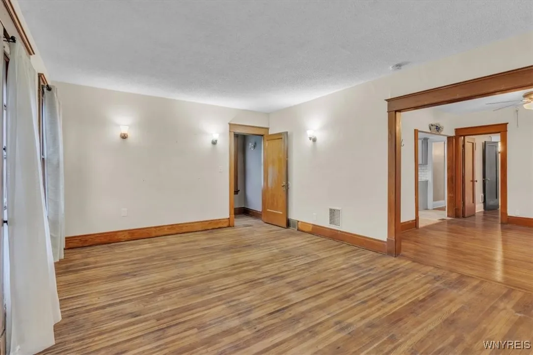 131 Tacoma Avenue, Buffalo, New York 14216, Buffalo, New York 14216, 6 Bedrooms Bedrooms, ,2 BathroomsBathrooms,Residential,For Sale,131 Tacoma Avenue, Buffalo, New York 14216,0,B1643231