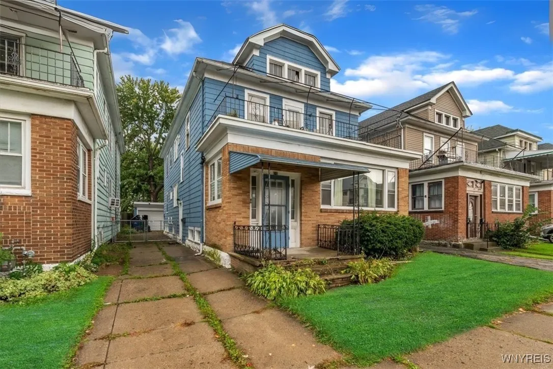 131 Tacoma Avenue, Buffalo, New York 14216, Buffalo, New York 14216, 6 Bedrooms Bedrooms, ,2 BathroomsBathrooms,Residential,For Sale,131 Tacoma Avenue, Buffalo, New York 14216,0,B1643231