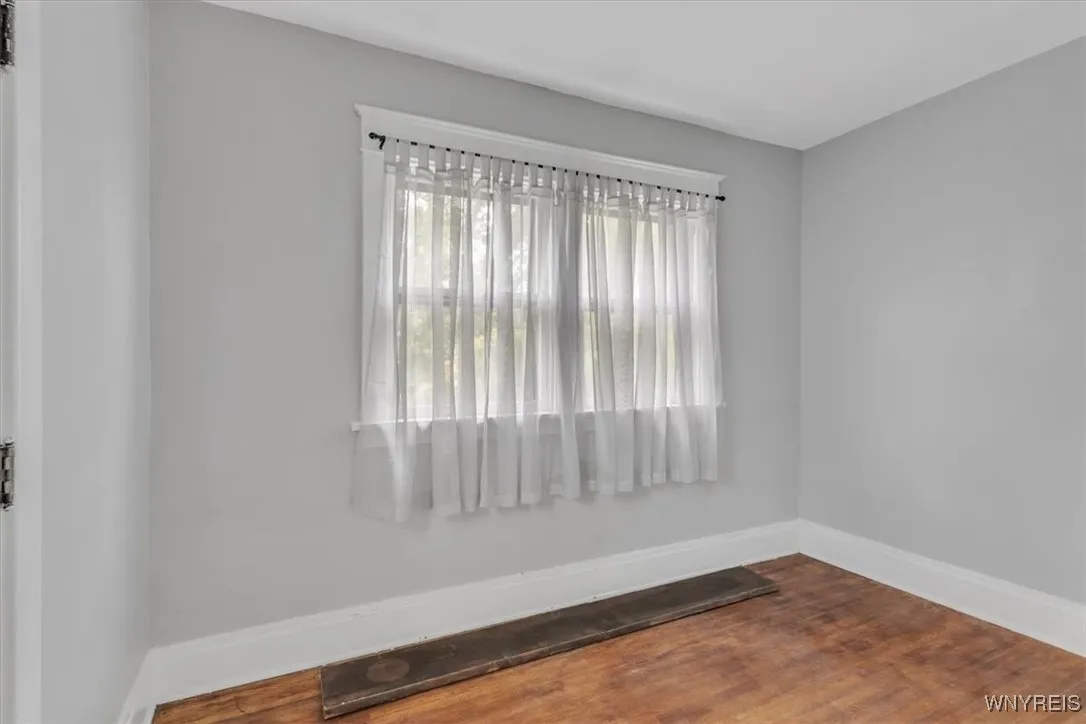 131 Tacoma Avenue, Buffalo, New York 14216, Buffalo, New York 14216, 6 Bedrooms Bedrooms, ,2 BathroomsBathrooms,Residential,For Sale,131 Tacoma Avenue, Buffalo, New York 14216,0,B1643231