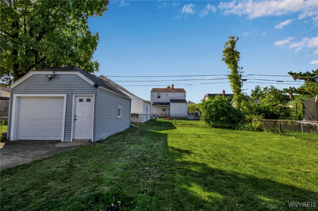 372 Tremont Avenue, Tonawanda, New York 14217, Tonawanda, New York 14217, 3 Bedrooms Bedrooms, 6 Rooms Rooms,1 BathroomBathrooms,Residential,For Sale,372 Tremont Avenue, Tonawanda, New York 14217,0,B1642979