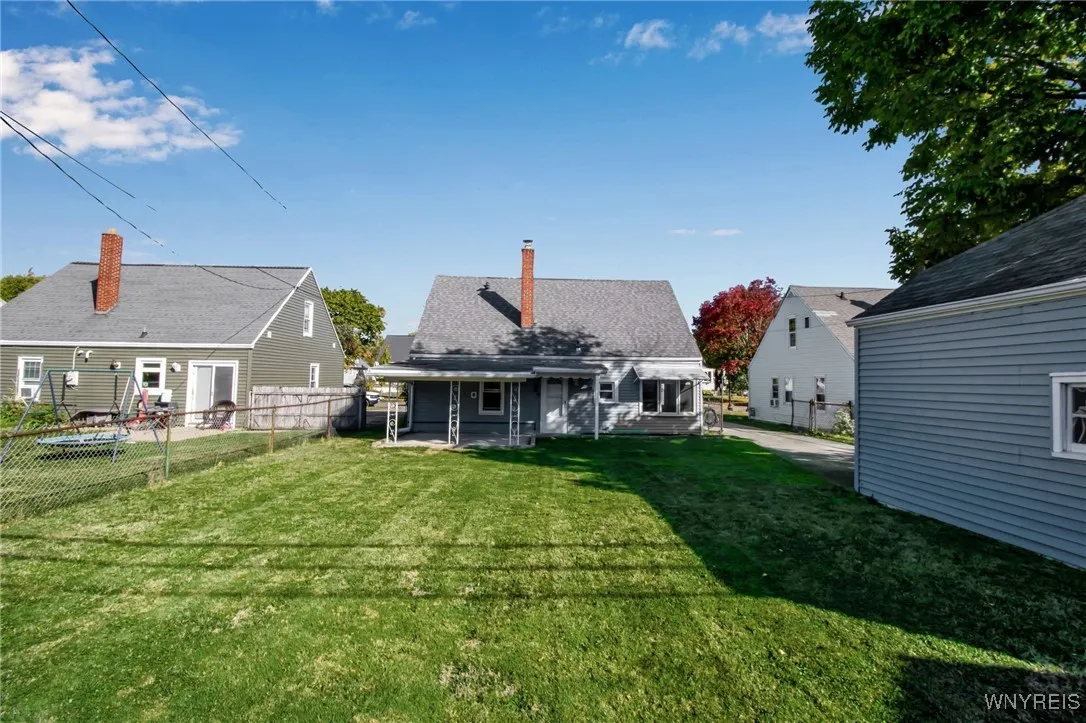 372 Tremont Avenue, Tonawanda, New York 14217, Tonawanda, New York 14217, 3 Bedrooms Bedrooms, 6 Rooms Rooms,1 BathroomBathrooms,Residential,For Sale,372 Tremont Avenue, Tonawanda, New York 14217,0,B1642979