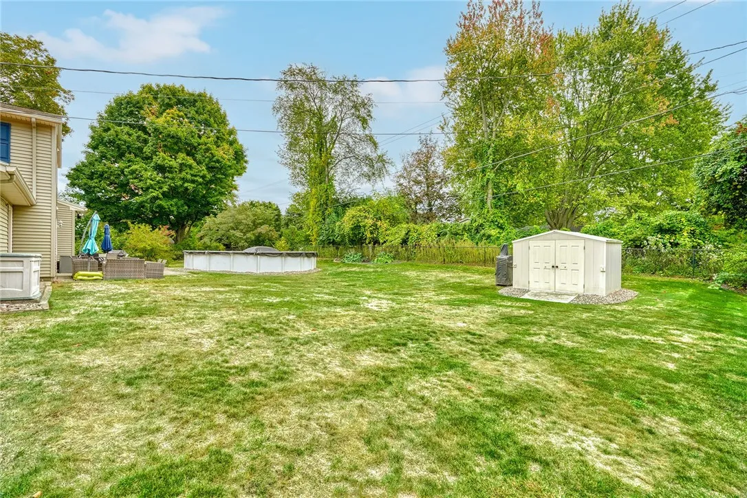 1127 Brooktree Lane, Webster, New York 14580, Webster, New York 14580, 4 Bedrooms Bedrooms, 8 Rooms Rooms,1 BathroomBathrooms,Residential,For Sale,1127 Brooktree Lane, Webster, New York 14580,0,R1642636