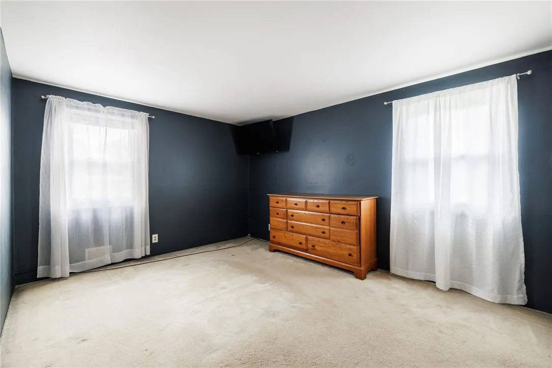 3 Sunny Slope Drive, Parma, New York 14468, Parma, New York 14468, 3 Bedrooms Bedrooms, 8 Rooms Rooms,1 BathroomBathrooms,Residential,For Sale,3 Sunny Slope Drive, Parma, New York 14468,0,R1642055