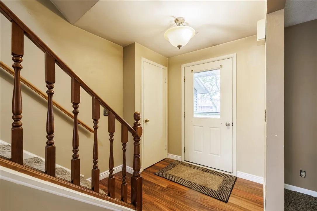 3 Sunny Slope Drive, Parma, New York 14468, Parma, New York 14468, 3 Bedrooms Bedrooms, 8 Rooms Rooms,1 BathroomBathrooms,Residential,For Sale,3 Sunny Slope Drive, Parma, New York 14468,0,R1642055