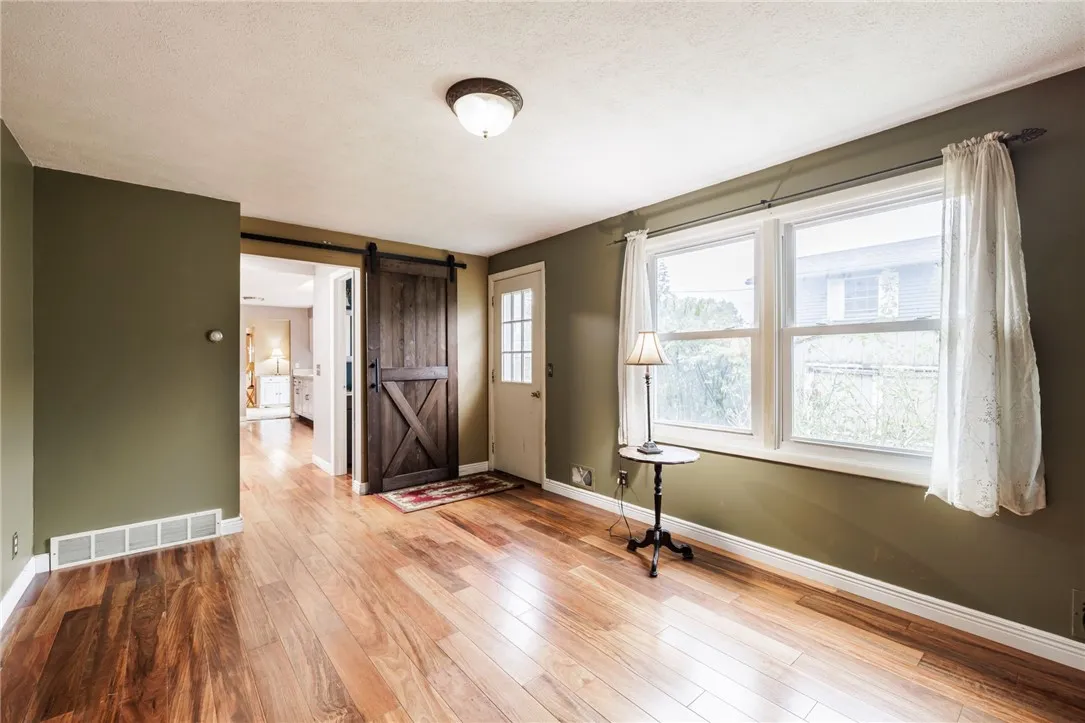 3 Sunny Slope Drive, Parma, New York 14468, Parma, New York 14468, 3 Bedrooms Bedrooms, 8 Rooms Rooms,1 BathroomBathrooms,Residential,For Sale,3 Sunny Slope Drive, Parma, New York 14468,0,R1642055