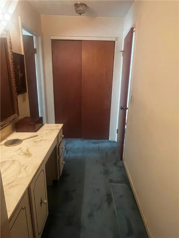27 Colonial Parkway A, Pittsford, New York 14534, Pittsford, New York 14534, 1 Bedroom Bedrooms, 5 Rooms Rooms,1 BathroomBathrooms,Residential,For Sale,27 Colonial Parkway A, Pittsford, New York 14534,0,R1643362