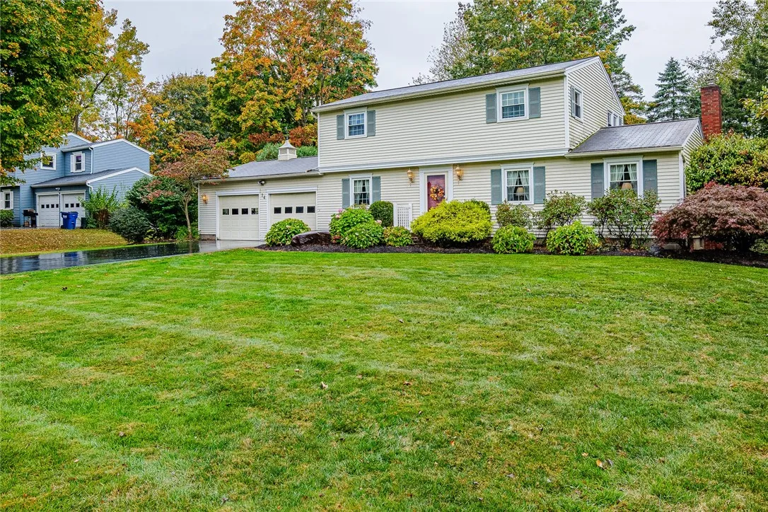 74 Redwood Dr, Penfield, New York 14526, Penfield, New York 14526, 4 Bedrooms Bedrooms, 9 Rooms Rooms,1 BathroomBathrooms,Residential,For Sale,74 Redwood Dr, Penfield, New York 14526,0,R1642930