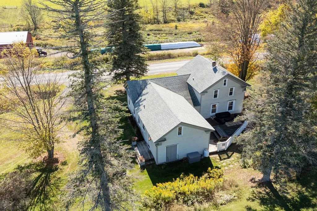 15737 County Highway 18, Stamford, New York 13788, Stamford, New York 13788, 4 Bedrooms Bedrooms, 9 Rooms Rooms,2 BathroomsBathrooms,Residential,For Sale,15737 County Highway 18, Stamford, New York 13788,0,R1643321