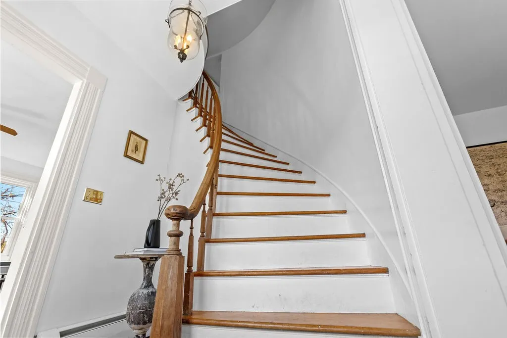 15737 County Highway 18, Stamford, New York 13788, Stamford, New York 13788, 4 Bedrooms Bedrooms, 9 Rooms Rooms,2 BathroomsBathrooms,Residential,For Sale,15737 County Highway 18, Stamford, New York 13788,0,R1643321