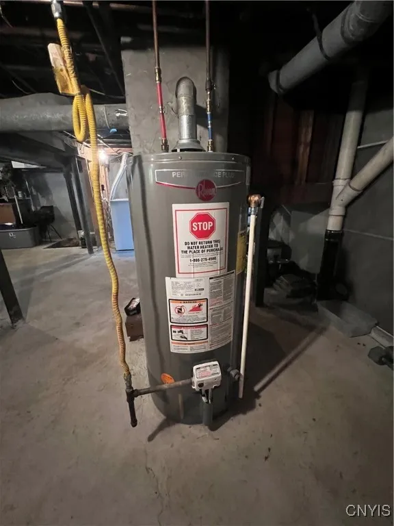 1413 Old Burrstone Road, Utica, New York 13502, Utica, New York 13502, 3 Bedrooms Bedrooms, 6 Rooms Rooms,1 BathroomBathrooms,Residential,For Sale,1413 Old Burrstone Road, Utica, New York 13502,0,S1643287