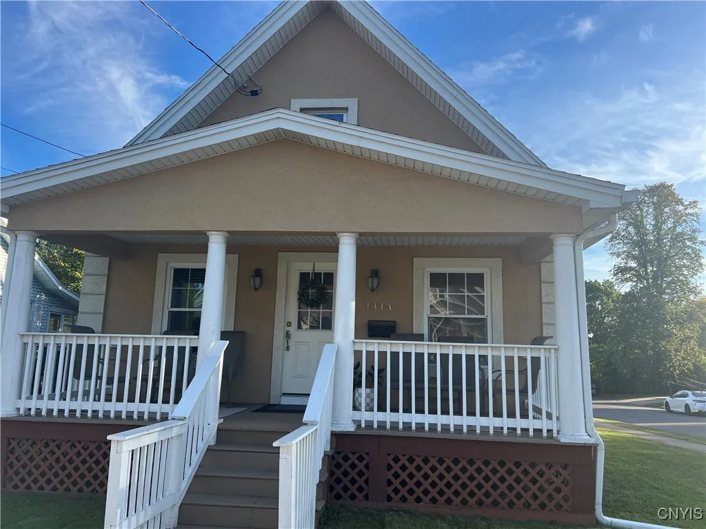 1413 Old Burrstone Road, Utica, New York 13502, Utica, New York 13502, 3 Bedrooms Bedrooms, 6 Rooms Rooms,1 BathroomBathrooms,Residential,For Sale,1413 Old Burrstone Road, Utica, New York 13502,0,S1643287