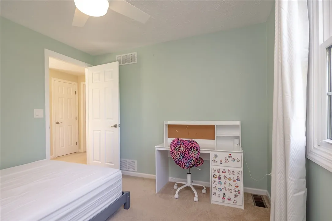 63 Brandon Circle, Greece, New York 14612, Greece, New York 14612, 3 Bedrooms Bedrooms, 7 Rooms Rooms,2 BathroomsBathrooms,Residential,For Sale,63 Brandon Circle, Greece, New York 14612,0,R1643473