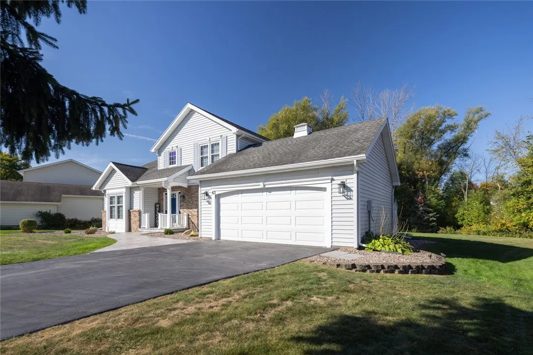 63 Brandon Circle, Greece, New York 14612, Greece, New York 14612, 3 Bedrooms Bedrooms, 7 Rooms Rooms,2 BathroomsBathrooms,Residential,For Sale,63 Brandon Circle, Greece, New York 14612,0,R1643473